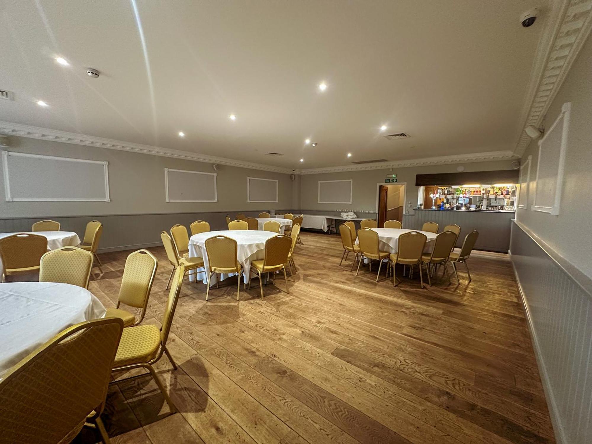 Отель The Corbet Arms Uffington  Экстерьер фото